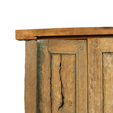 Cargar imagen en el visor de la Galería, Excepcional ventanita de madera de mezquite de mediados del siglo XIX
