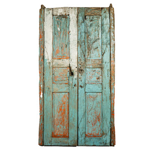 Par de puertas de madera de mezquite de mediados del S XIX encontradas en Zacatecas.