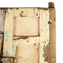 Cargar imagen en el visor de la Galería, Hermosa puerta de madera de mezquite del siglo XIX de Jalisco.
